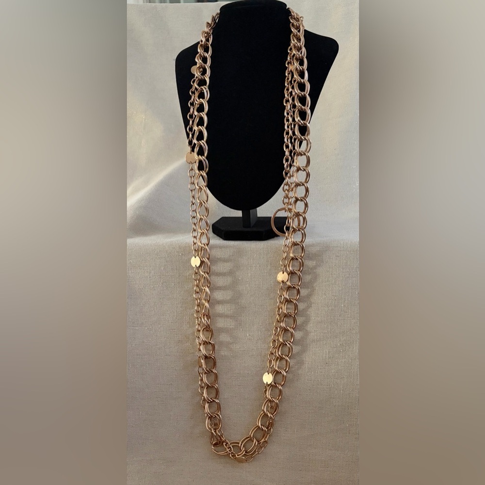 Elegant Gold Chain Necklace
